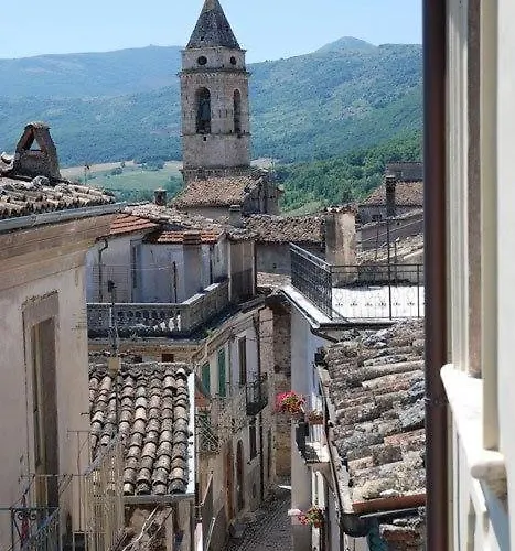 La Casa Di Angizia Гостевой дом