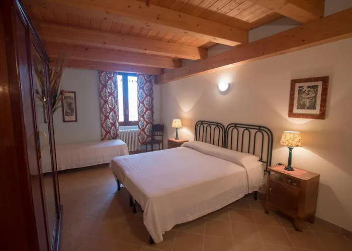 La Casa Di Angizia Гостевой дом *